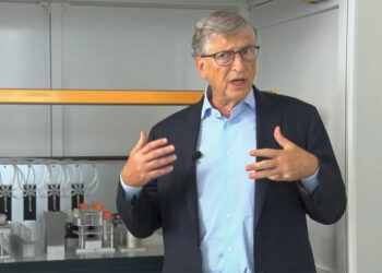 Bill Gates speaks to The Associated Press during a visit of the Institut Pasteur in dakar