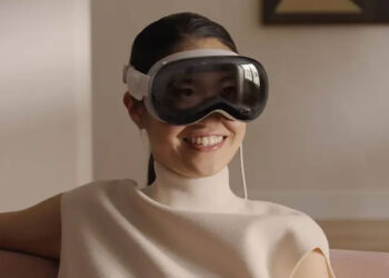 Apple Intelligence Is Coming to Vision Pro Soon