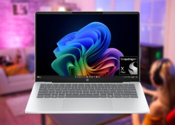 HP OmniBook 5 Budget laptop with rare OLED